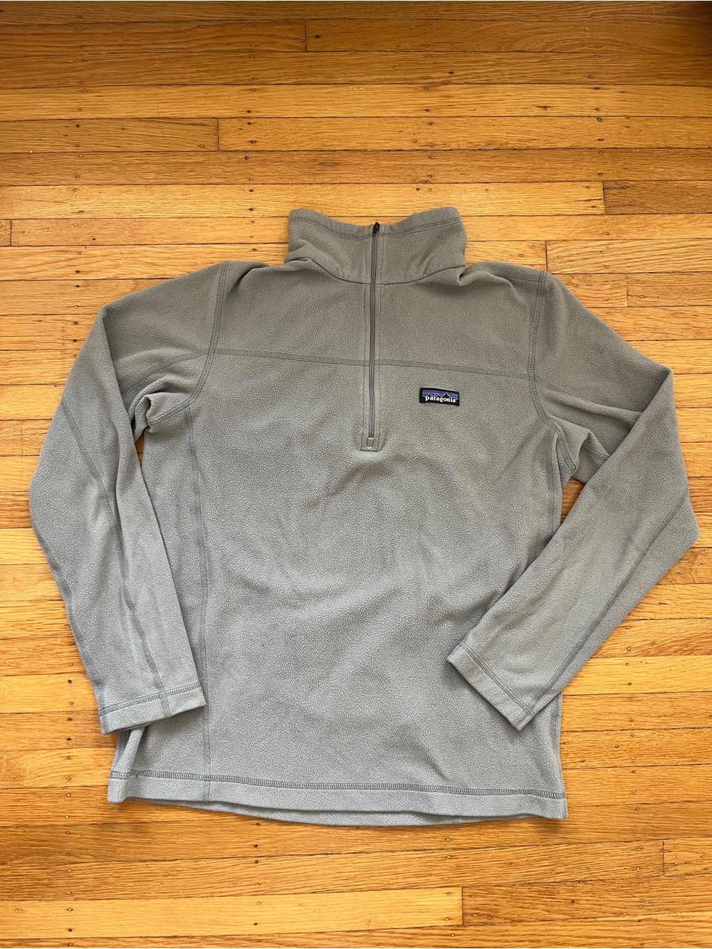 Patagonia Light Gray Fleece Pullover - Heather Gray